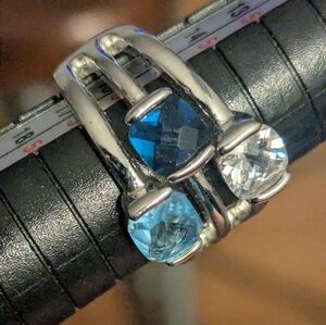 Lia Sophia Elegant Silver and Blue Gemstone Ring